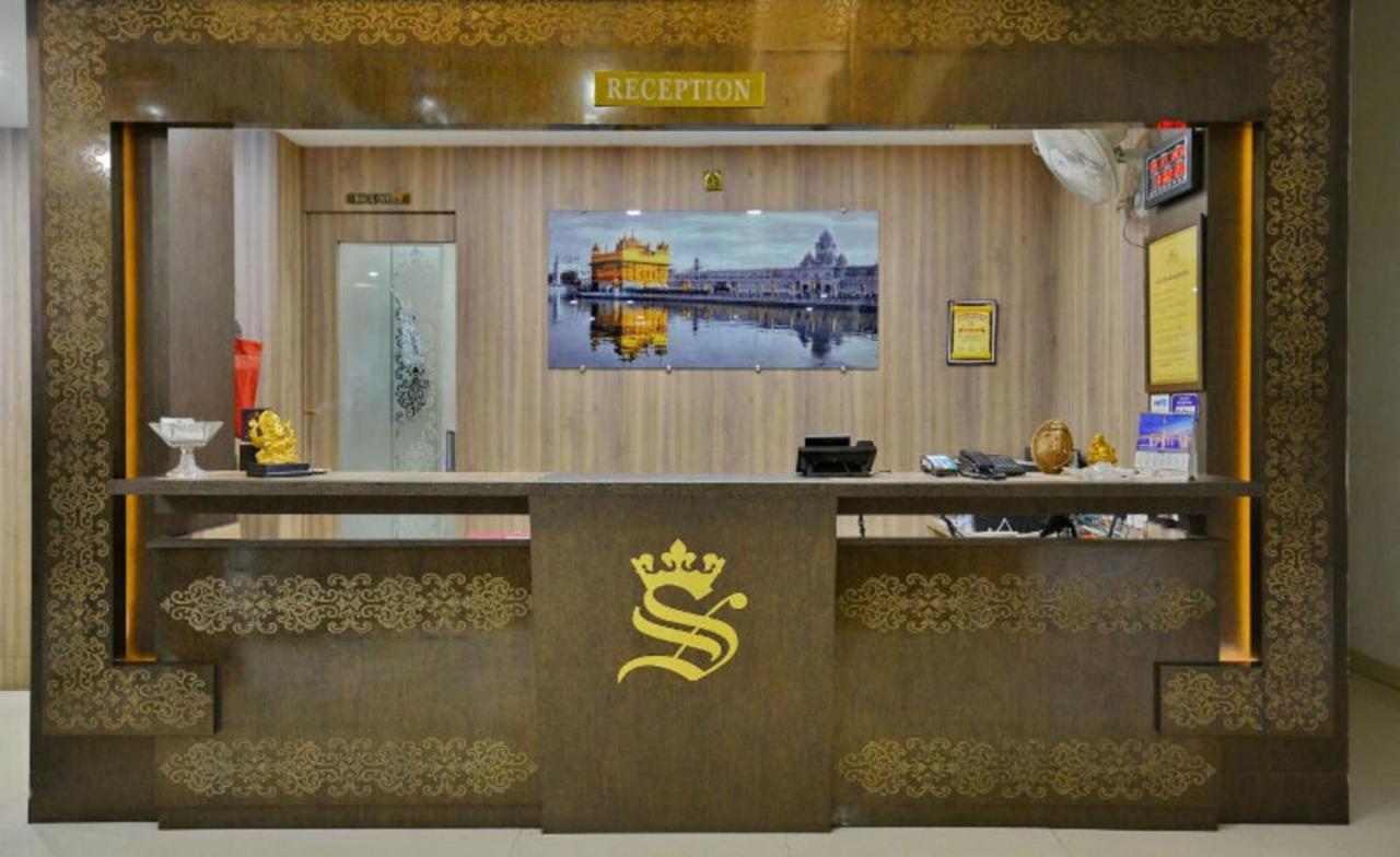 Hotel Samrat Jabalpur Exterior photo